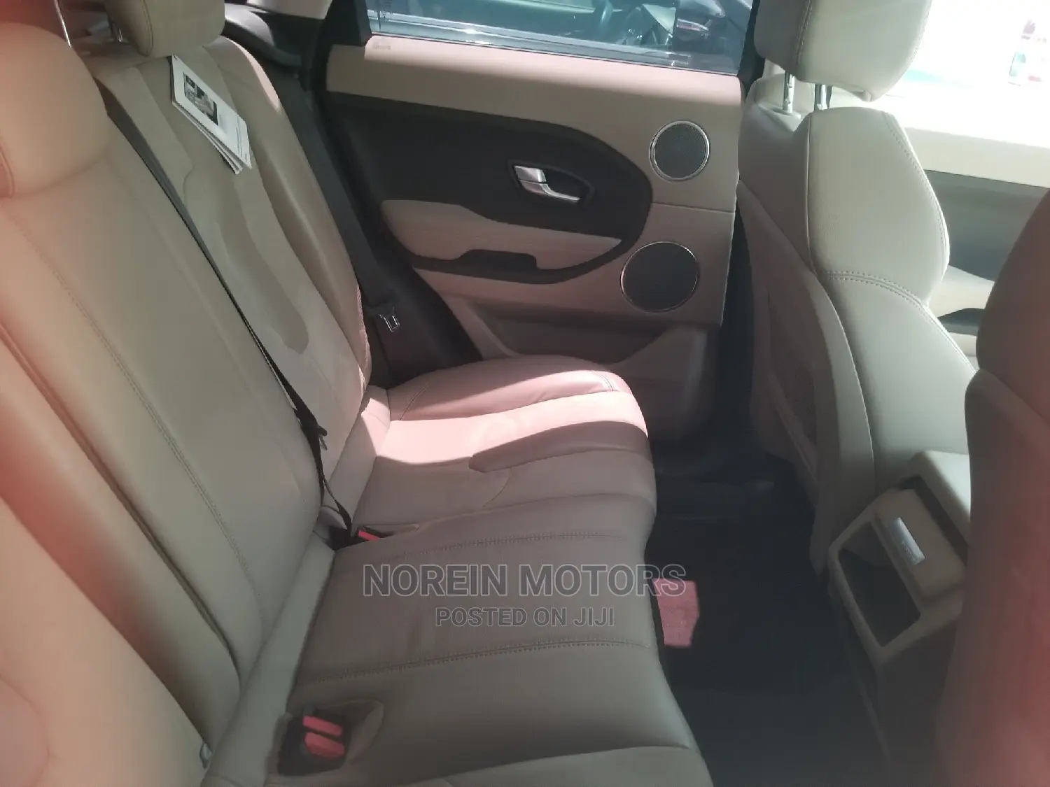 Land Rover Range Rover Evoque 2015 Red
