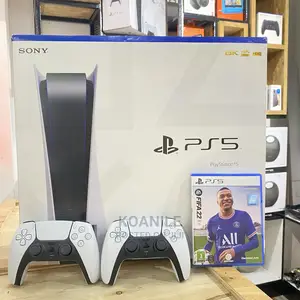 PS5 Standard + Fifa 22 + 2 Controllers