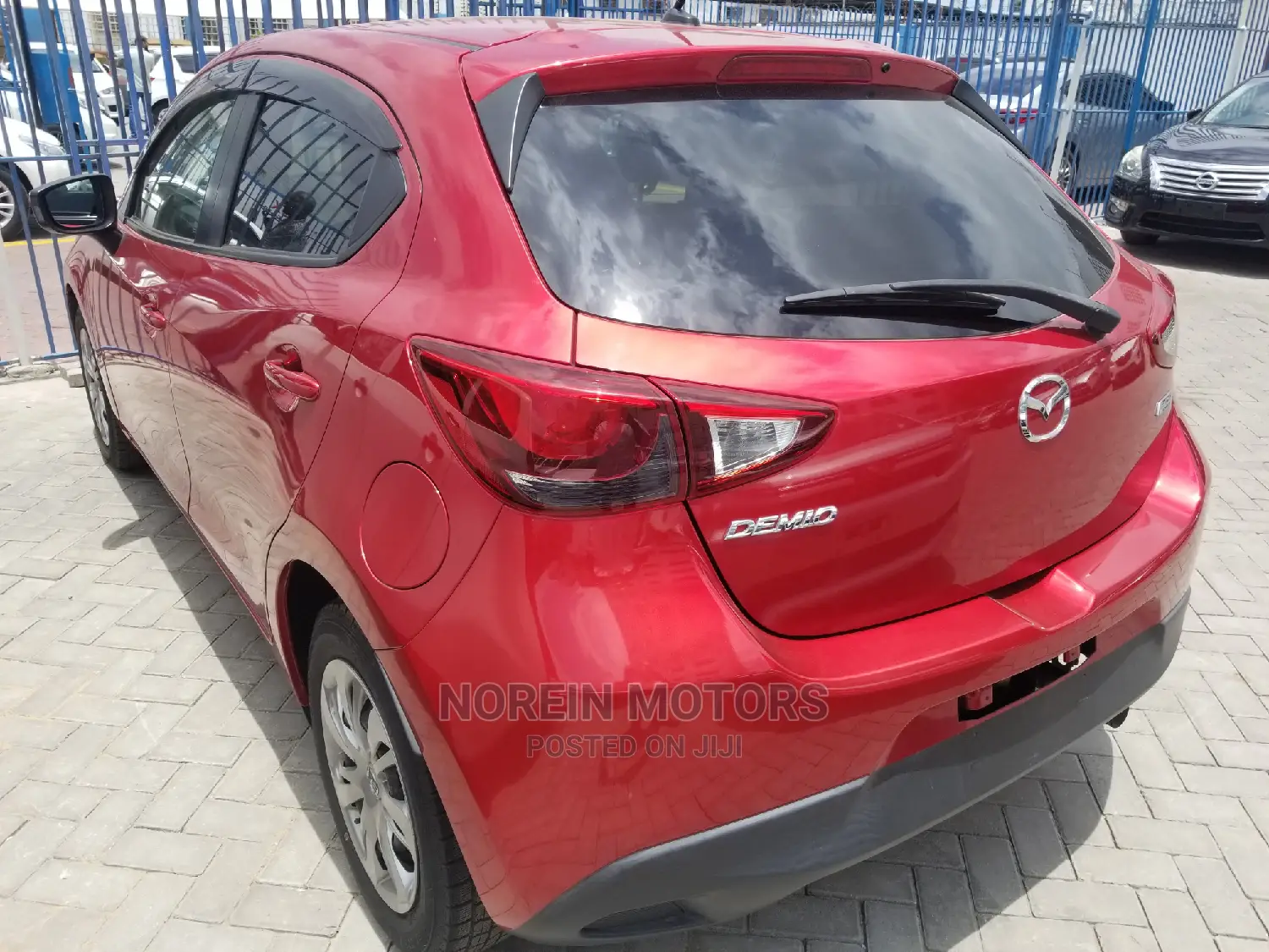 Mazda Demio 2014 Red