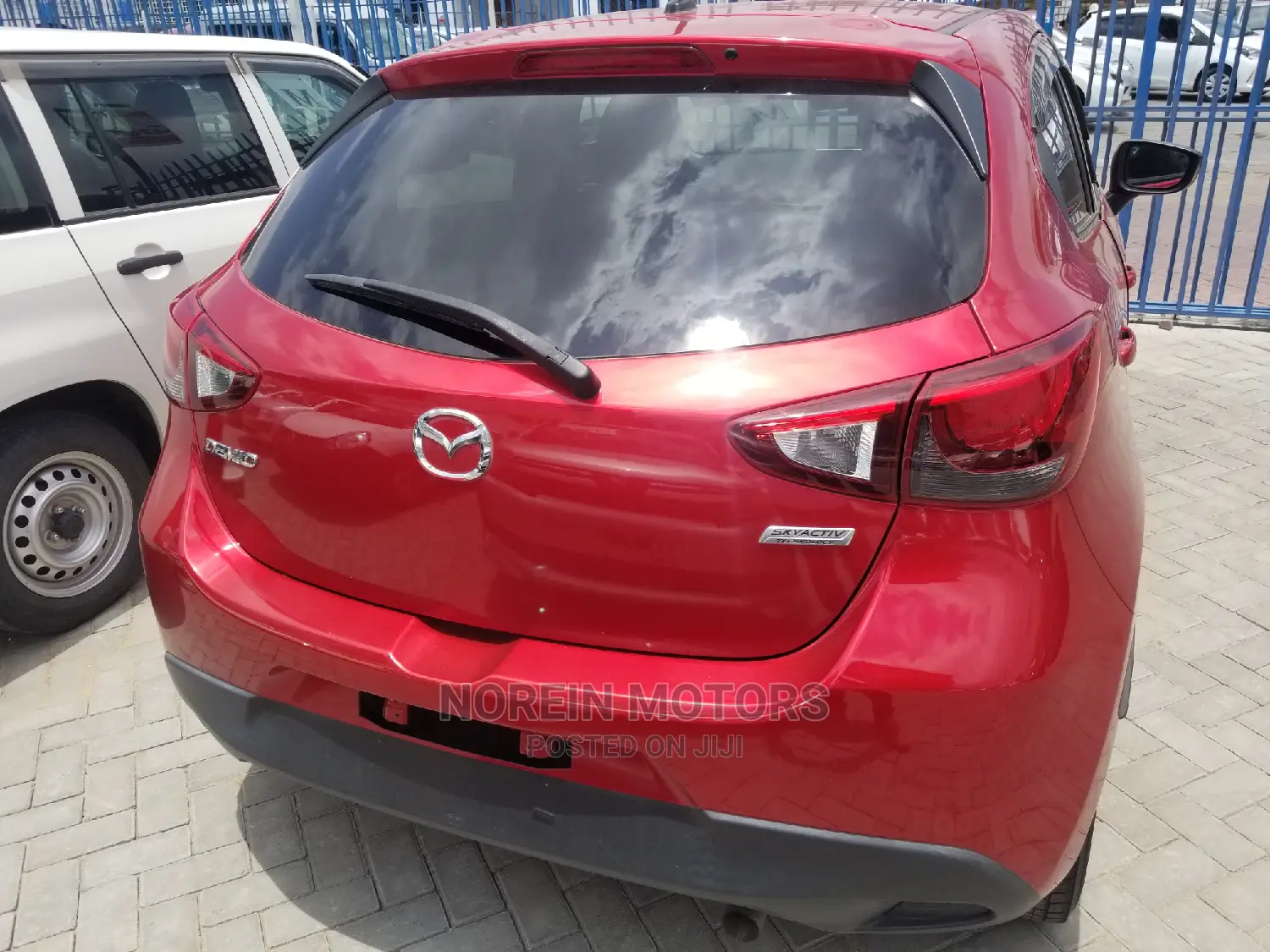 Mazda Demio 2014 Red