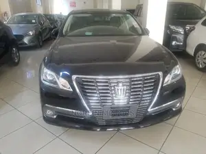 Toyota Crown 2014 Orange