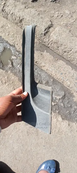 Passo Windscreen Finisher
