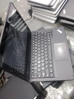 Laptop Lenovo ThinkPad Yoga 4GB Intel Celeron SSD 128GB