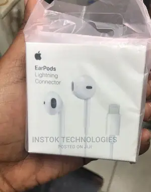 Apple Earpods With Lightning Connector Earphone