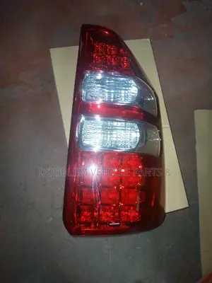 Tail Lamp Toyota Noah 2012