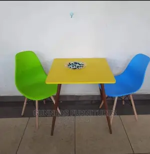 Eames Table and Chairs.