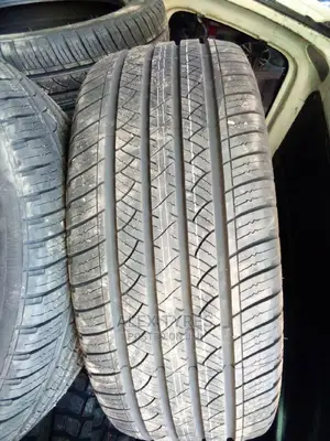275/45r20 Maxtreck Tyres Made in China