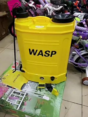 Battery and Manual Knapsack Sprayer 18lts