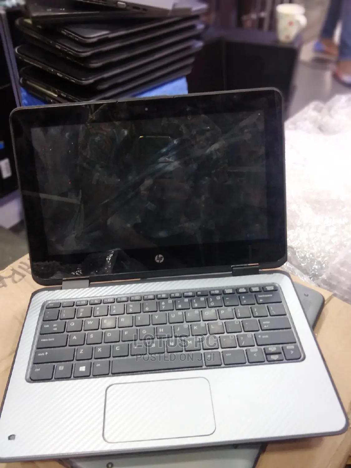 Laptop HP Pavilion X360 11 4GB Intel Celeron SSD 128GB