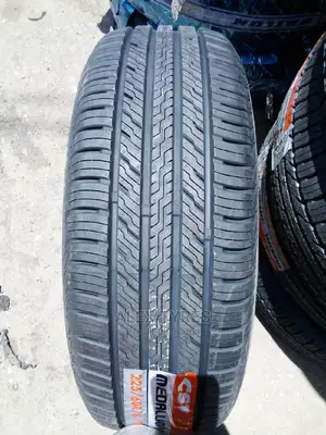225/60r18 CST Tyres Made in China