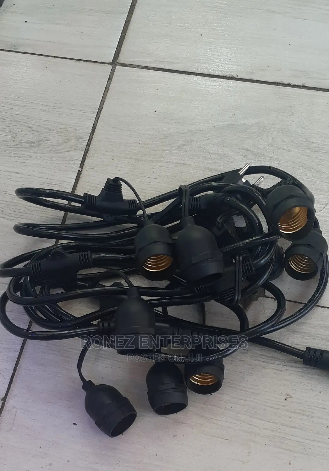 String Lights, 5mtrs for 10 Bulbs.