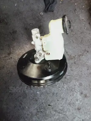 Brake Master Cylinder and Booster Toyota Ist
