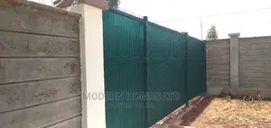 Anti-Climb Security Mesh and Privacy Screen Fence
