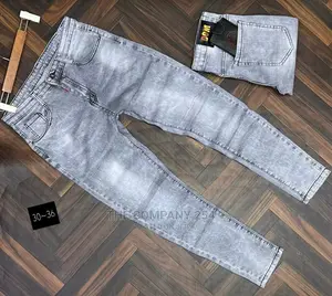Slimfit Rugged Designer Plain Quality Men's Jeans
