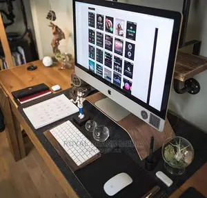 Professional Graphic Designer - 10 Years Experience. Serious Clients