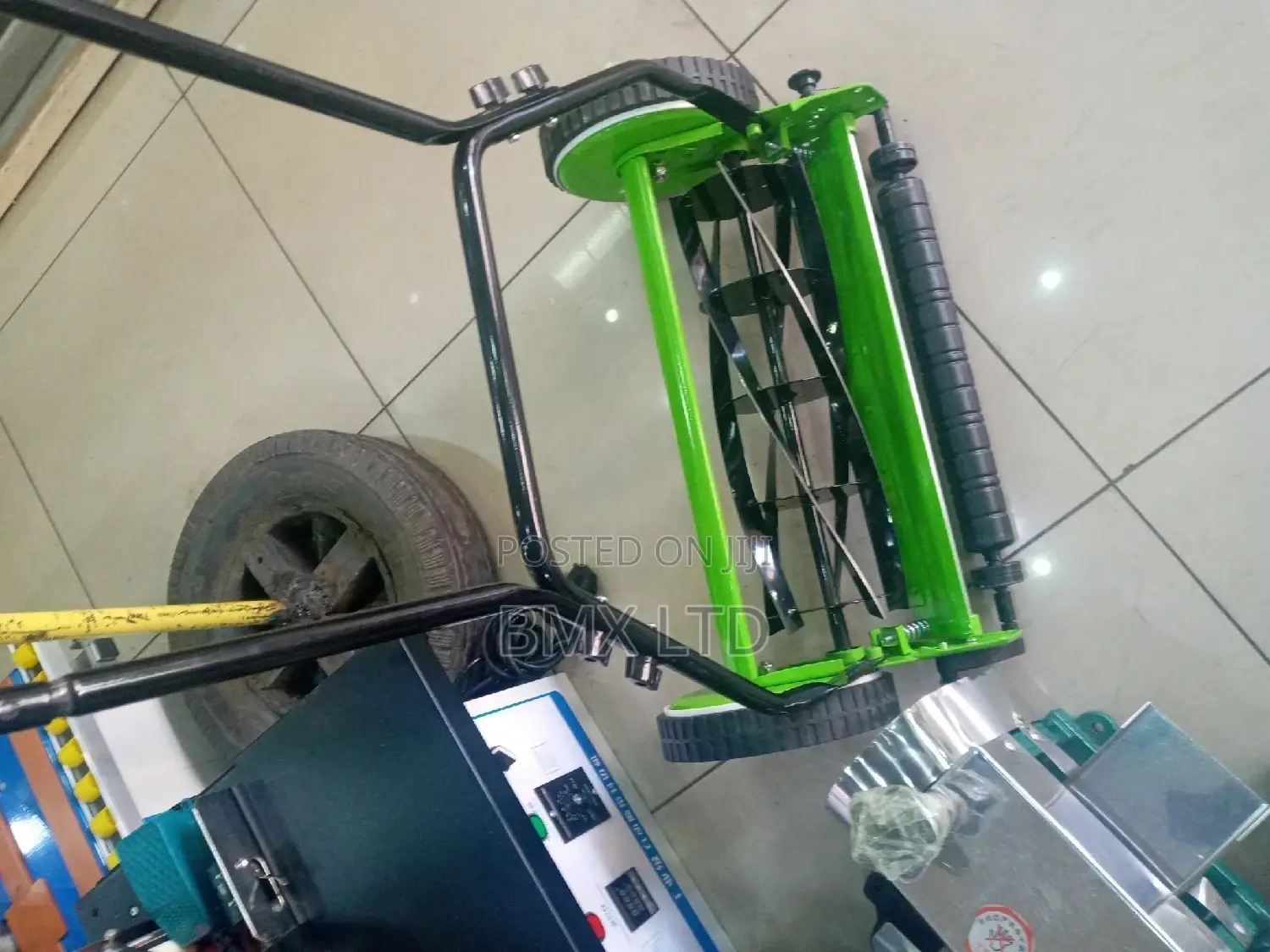 Manual Grass Cutter/Mower