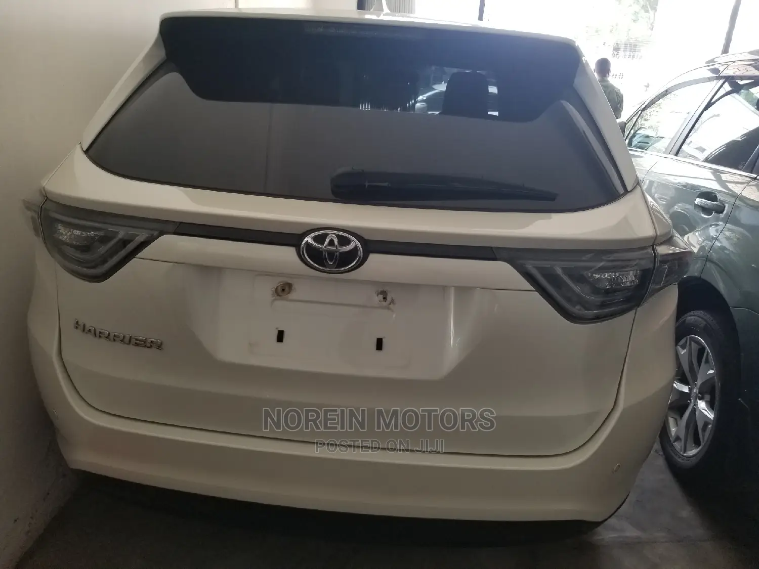 Toyota Harrier 2014 White