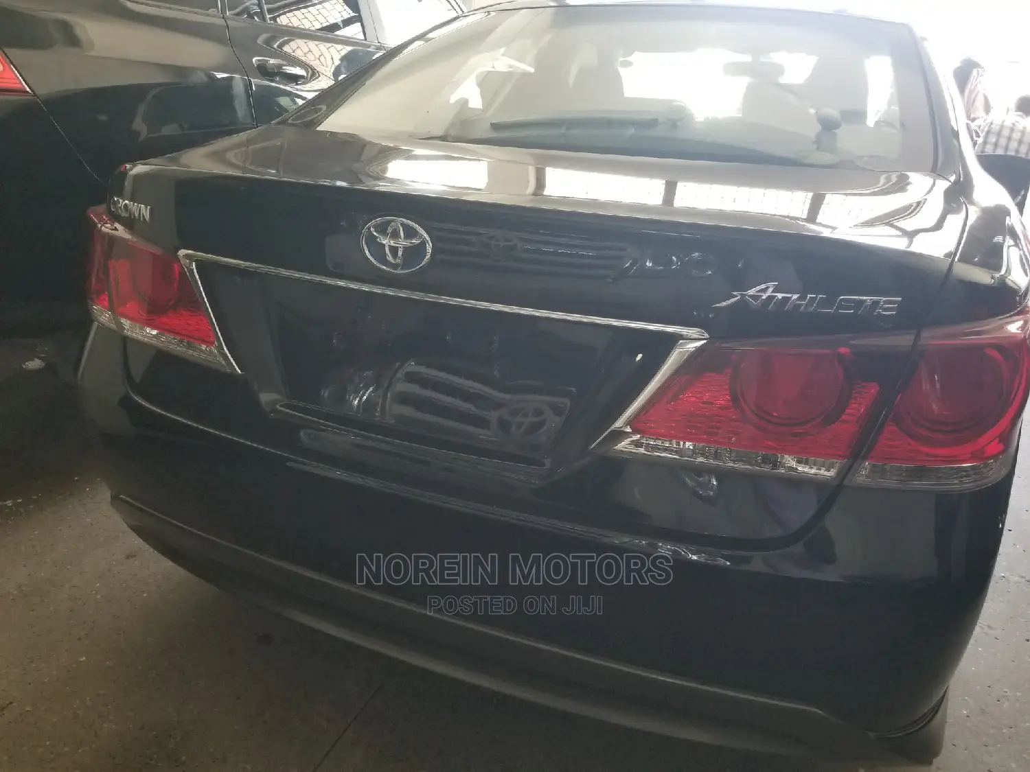 Toyota Crown 2014 Black