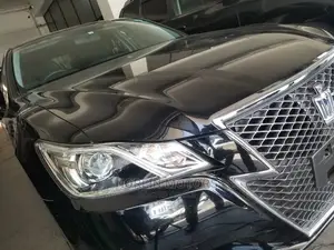 Toyota Crown 2014 Black