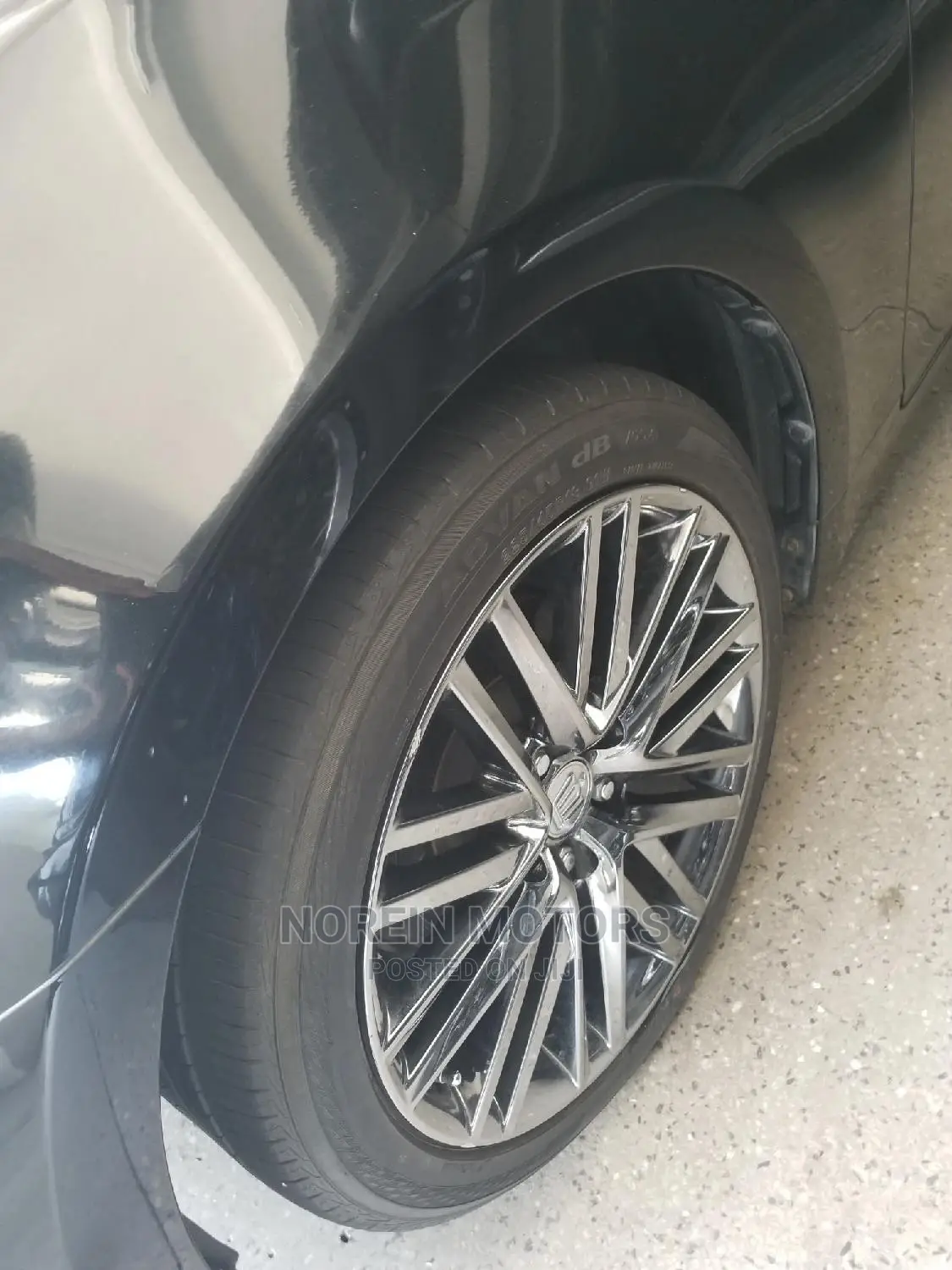 Toyota Crown 2014 Black