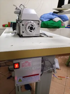 Overlock Sewing Machine