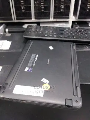 Laptop Dell Latitude 3189 4GB Intel Celeron SSD 128GB