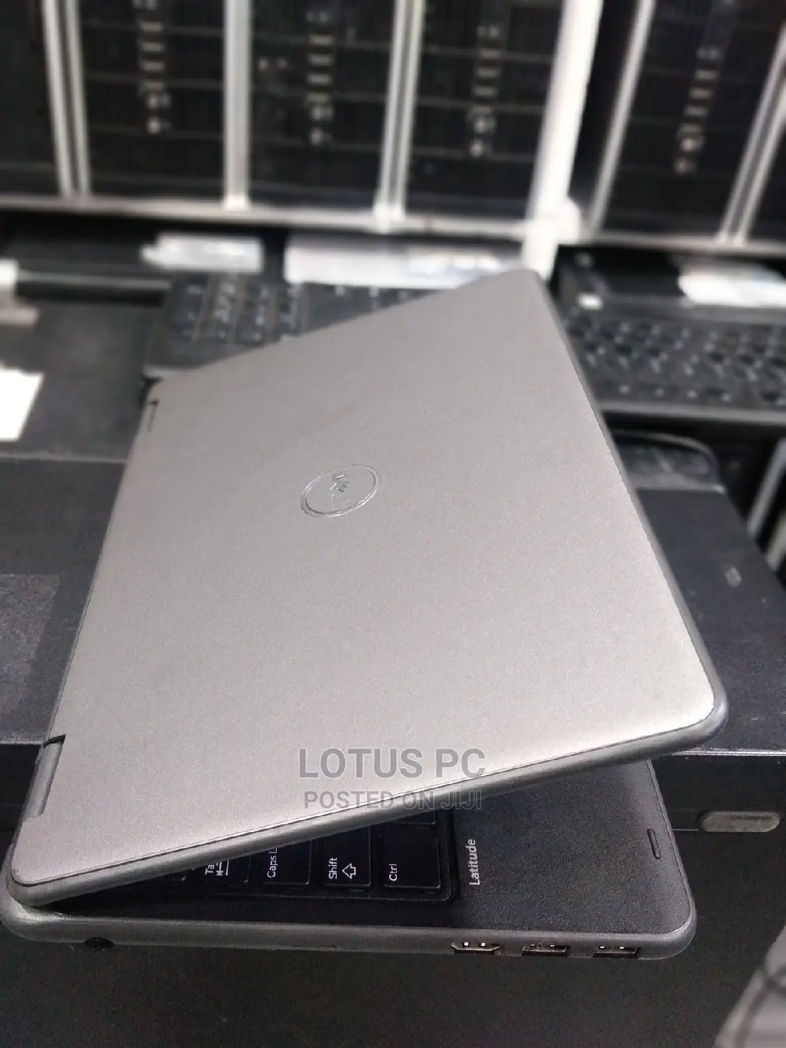 Laptop Dell Latitude 3189 4GB Intel Celeron SSD 128GB