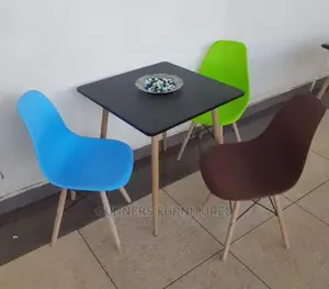 Aemes Table and Chairs.