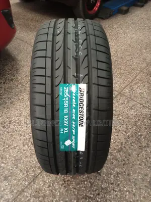 255/55r18 Bridgestone Tyre