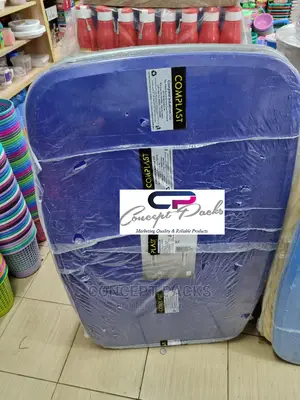 6 Seater Rectangle Plastic Table.
