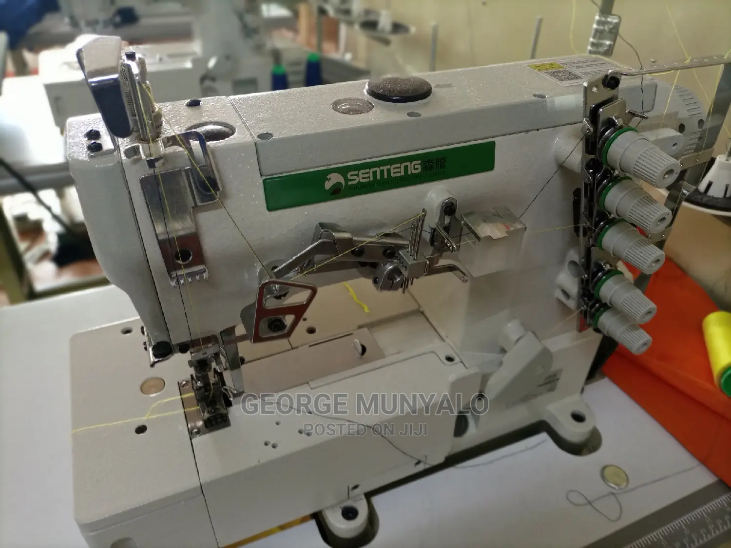 Flat-Lock Sewing Machine
