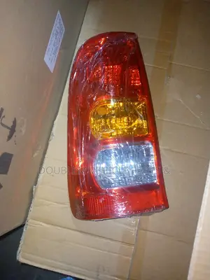 Tail Lamp Hilux Vigo 2005/Old Model