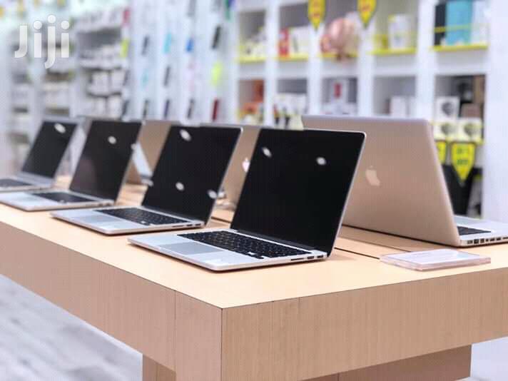 Laptop Apple MacBook Pro 4GB Intel Core i5 HDD 500GB