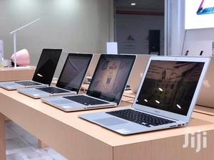 Laptop Apple MacBook Pro 4GB Intel Core i5 HDD 500GB