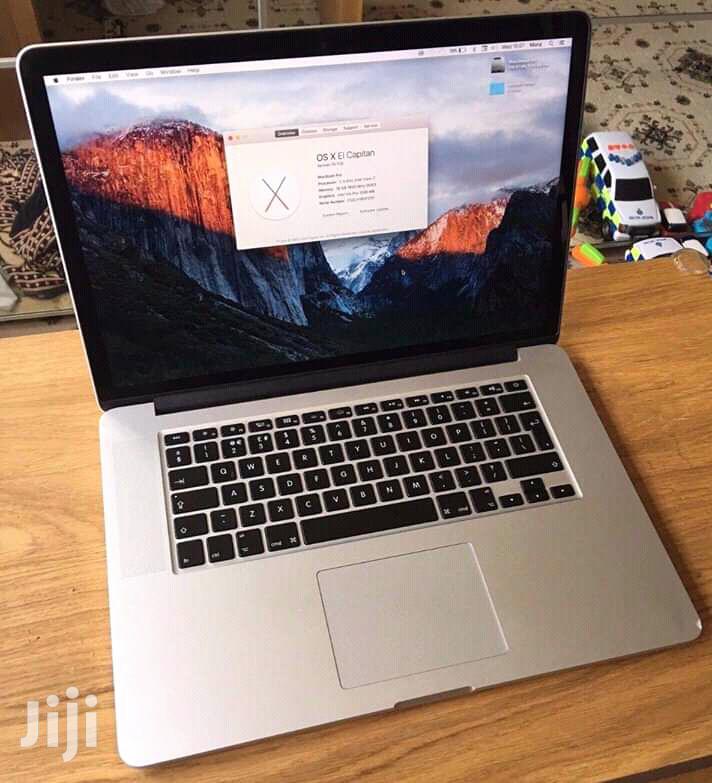 Laptop Apple MacBook Pro 4GB Intel Core i5 HDD 500GB