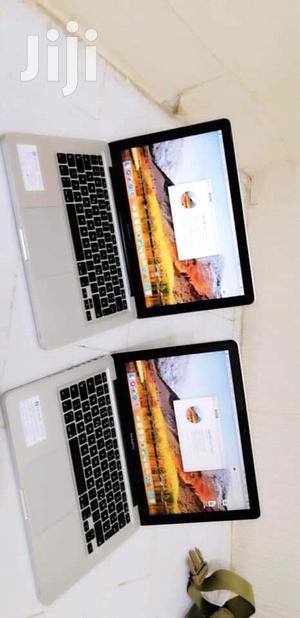 Laptop Apple MacBook Pro 4GB Intel Core i5 HDD 500GB