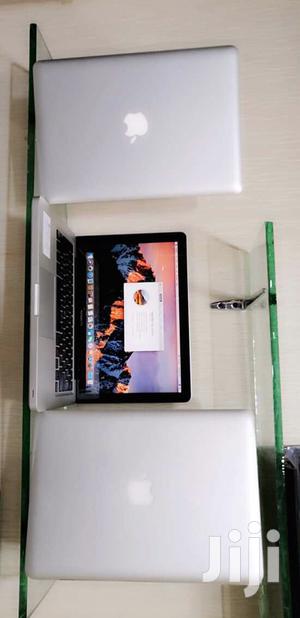 Laptop Apple MacBook Pro 4GB Intel Core i5 HDD 500GB