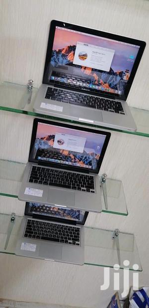 Laptop Apple MacBook Pro 4GB Intel Core i5 HDD 500GB