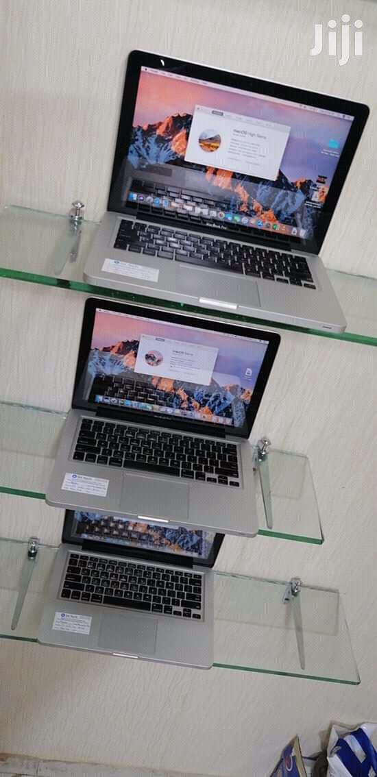 Laptop Apple MacBook Pro 4GB Intel Core i5 HDD 500GB