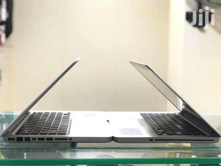 Laptop Apple MacBook Pro 4GB Intel Core i5 HDD 500GB