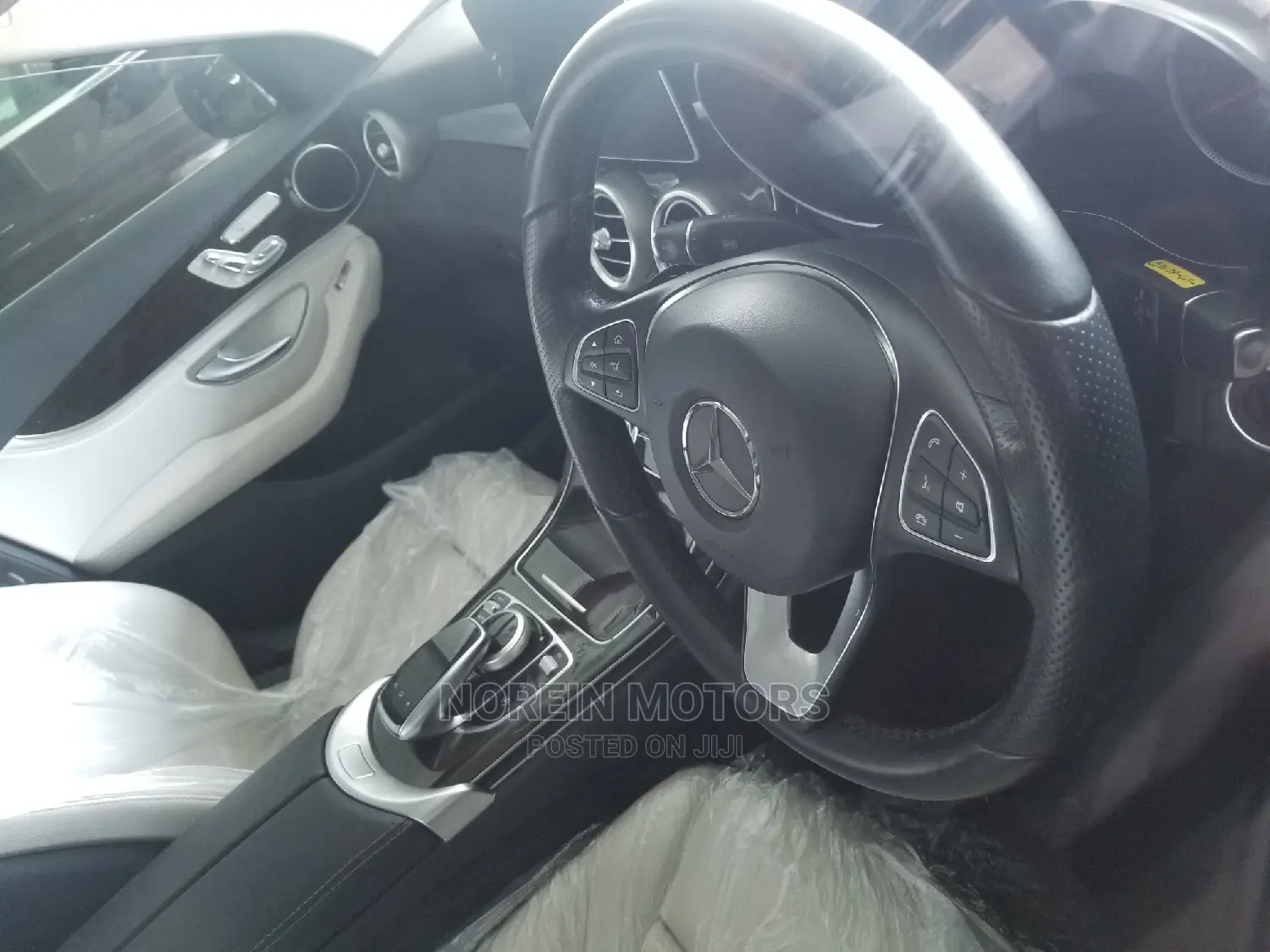 Mercedes-Benz C200 2014 Silver