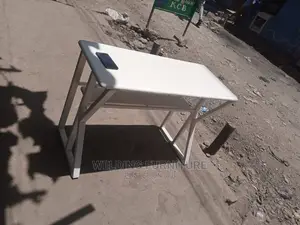 Mable Table