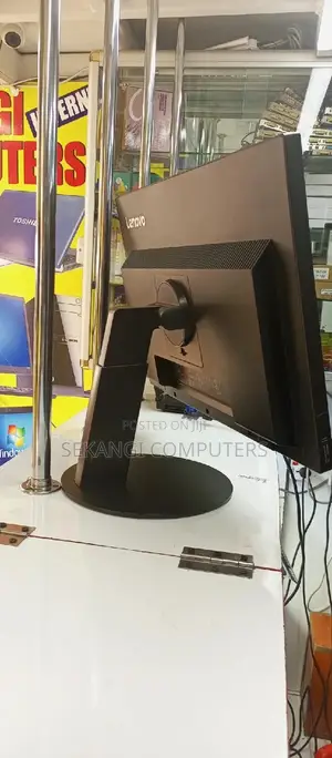 Desktop Monitor