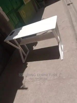 Mable Table