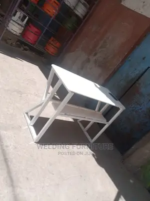 Mable Table
