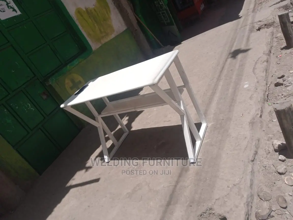Mable Table