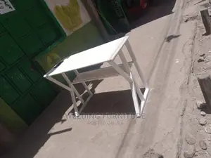 Mable Table