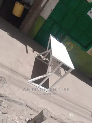 Mable Table