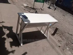 Mable Table