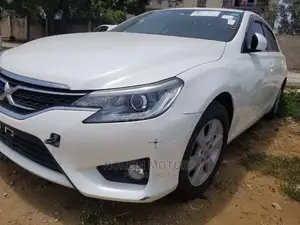 Toyota Mark X 2014 White